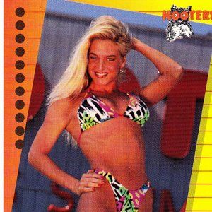 Shellie Thackerson #2 - Hooters 1994 Sexy Trading Card